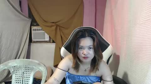 Snapshot of asian_honey69 chatting on September 26, 12:25 am bb girl online show from September 26, 12:25 am