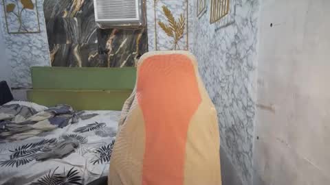 Snapshot of asian_janeth chatting on May 1, 1:10 am im janeth single mom online show from May 1, 1:10 am