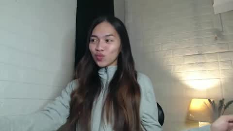 Snapshot of asian_kati chatting on November 23, 4:34 am theakati online show from November 23, 4:34 am