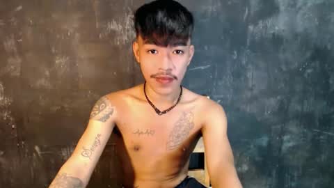 Snapshot of asian_kimxxx chatting on October 10, 10:36 am don online show from October 10, 10:36 am