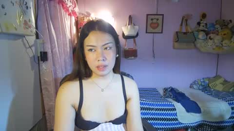 asian_llory online show from March 7, 1:35 am