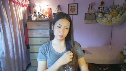 asian_llory online show from March 19, 9:24 am