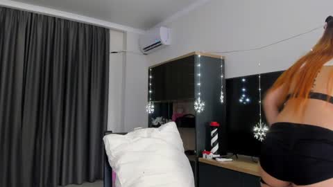 Snapshot of asian_loverpop chatting on July 5, 4:19 am asian_loverpop online show from July 5, 4:19 am