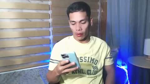 Horny Lucas online show from April 17, 1:41 am