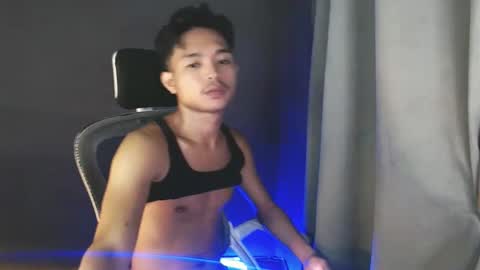 Snapshot of asian_mjxx chatting on June 3, 2:33 pm cCALL ME MJ online show from June 3, 2:33 pm