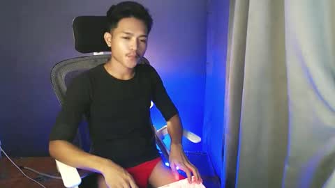 Snapshot of asian_mjxx chatting on June 7, 11:36 am cCALL ME MJ online show from June 7, 11:36 am