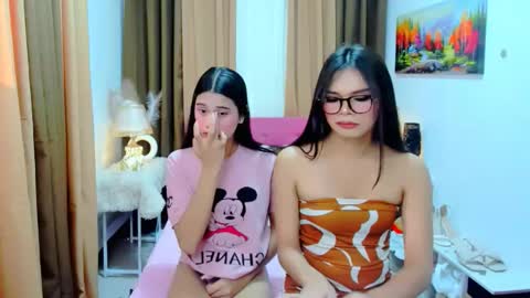 Snapshot of asian_mooreen chatting on October 23, 7:18 am mooreen online show from October 23, 7:18 am
