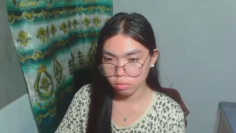 Rhean online show from February 25, 4:53 pm