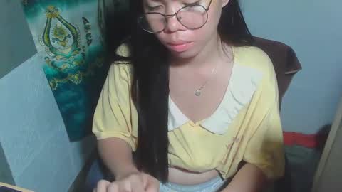 Rhean online show from March 1, 5:38 pm