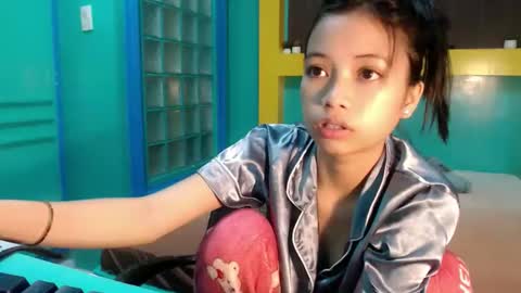 asian_slade online show from May 9, 1:05 pm
