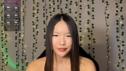 Snapshot of asian_vi chatting on October 8, 5:32 pm My name Vi online show from October 8, 5:32 pm