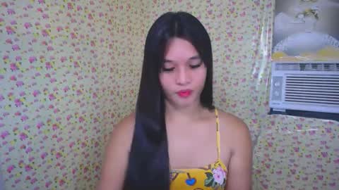 Snapshot of asian_yannie chatting on October 20, 12:49 pm Yan online show from October 20, 12:49 pm