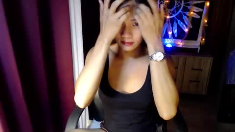 aika online show from April 11, 10:03 pm