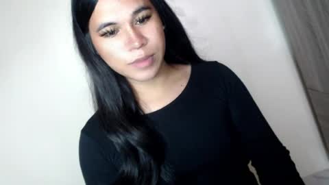 Snapshot of asianblk_barbiedoll chatting on July 12, 12:01 am asianblk_barbiedoll online show from July 12, 12:01 am
