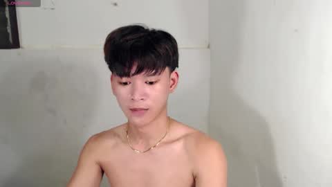 asianbrilee online show from May 31, 8:43 am