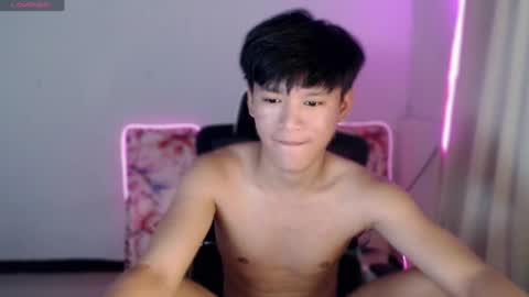 asianbrilee online show from July 14, 10:21 am