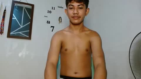 Snapshot of asiancockhero22 chatting on September 19, 3:08 am HERO online show from September 19, 3:08 am