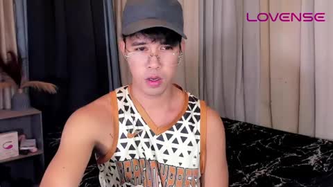 asiancum_peter online show from June 1, 2:57 am