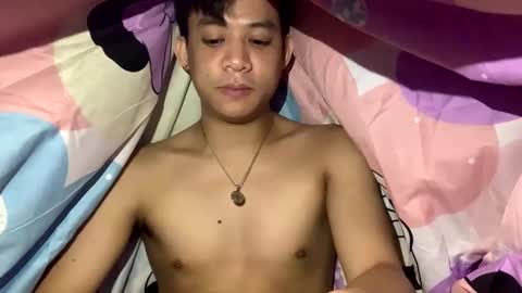 asiandreamboyx online show from December 28, 4:09 pm