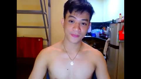 asiandreamboyx online show from April 6, 12:52 am