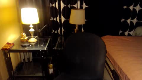 asianhorsecockowen online show from January 18, 7:39 pm