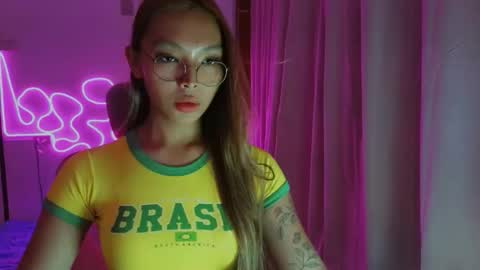 HI IM TAMIRA LOOKING FOR SERIOUS RELATIONSHIP online show from February 3, 8:30 am