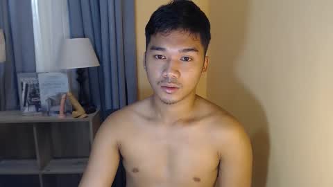 asianhunk_jamesx online show from October 29, 6:04 am
