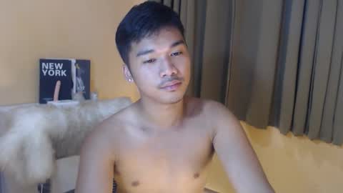 asianhunk_jamesx online show from November 4, 10:31 pm