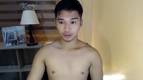 asianhunk_jamesx online show from December 22, 10:45 am