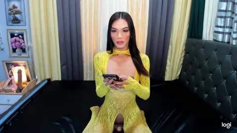 Snapshot of asianhunter4ux chatting on February 24, 1:14 am asianhunter4ux online show from February 24, 1:14 am