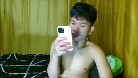 asianjay_hunks online show from March 12, 11:55 pm