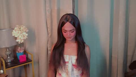 Kianna online show from December 3, 9:51 am