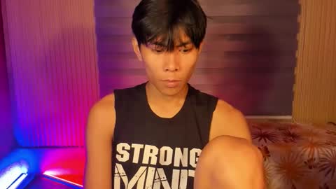 Snapshot of asianplayboyx chatting on February 7, 1:15 pm mark online show from February 7, 1:15 pm