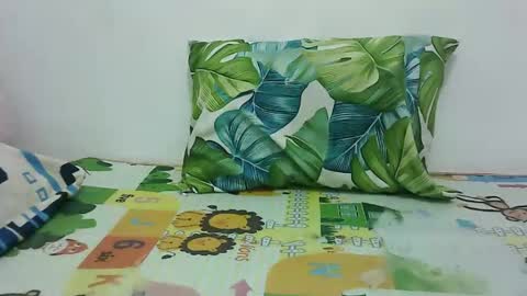 Zoe online show from March 5, 6:37 pm