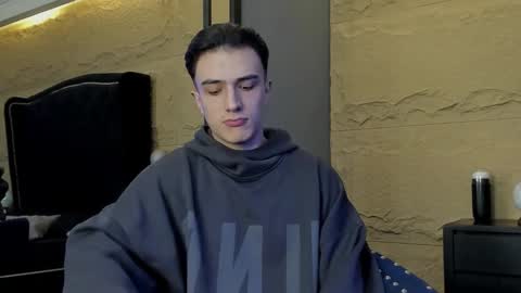 Aslan  online show from March 24, 1:54 am