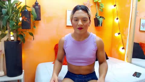 ASLY online show from December 9, 6:03 pm