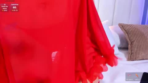 A S L Y   S A N D E R online show from November 21, 5:17 am