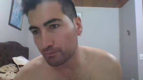 Snapshot of asmethepoker11 chatting on February 6, 12:33 am Antonio online show from February 6, 12:33 am