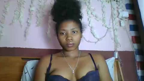 asmiraa online show from June 3, 8:14 pm