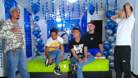 THOMAS AND DAMIAND online show from February 5, 12:10 am