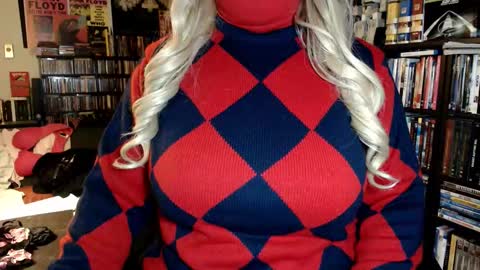 Aspen Vale online show from November 29, 2:36 am