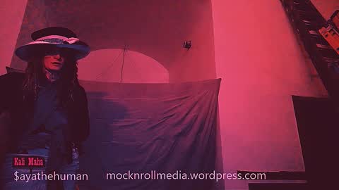 aspiringturtlegirl online show from February 19, 7:59 am