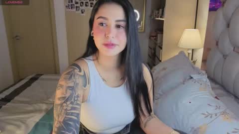 Ashley online show from March 5, 11:01 pm