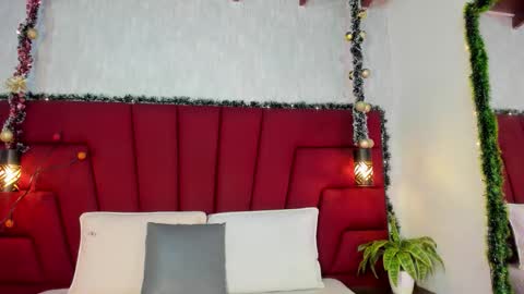 instagramsoofiaa giraldo online show from December 20, 6:48 pm