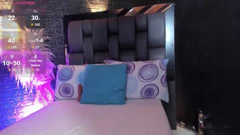 Nahomi  online show from February 24, 10:35 am