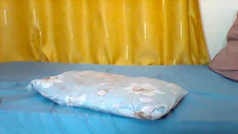Snapshot of assqueen4 chatting on February 18, 7:59 am FLORAH DANIEL online show from February 18, 7:59 am