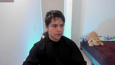 Snapshot of asta_kuro chatting on April 19, 4:23 am Asta Kuno online show from April 19, 4:23 am