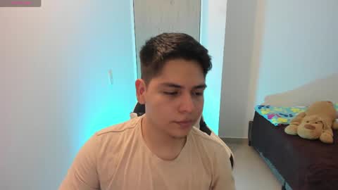 Snapshot of asta_kuro chatting on April 28, 2:27 am Asta Kuno online show from April 28, 2:27 am