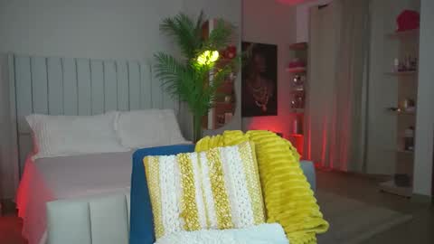 Astrea online show from September 24, 12:14 am