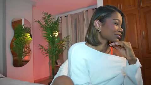 Astrea online show from December 4, 12:31 am